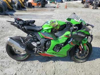  Salvage Kawasaki Zx1002 M