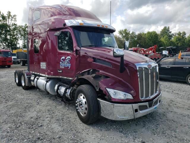  Salvage Peterbilt 579