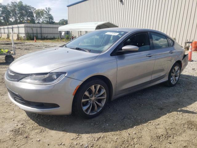  Salvage Chrysler 200