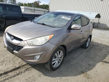  Salvage Hyundai TUCSON