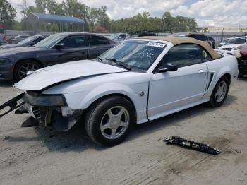  Salvage Ford Mustang