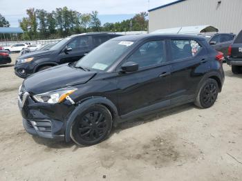  Salvage Nissan Kicks