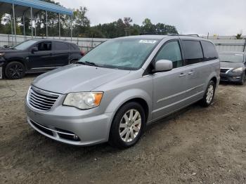  Salvage Chrysler Minivan