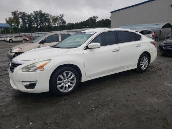  Salvage Nissan Altima