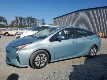  Salvage Toyota Prius