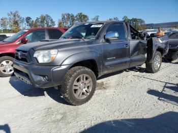  Salvage Toyota Tacoma