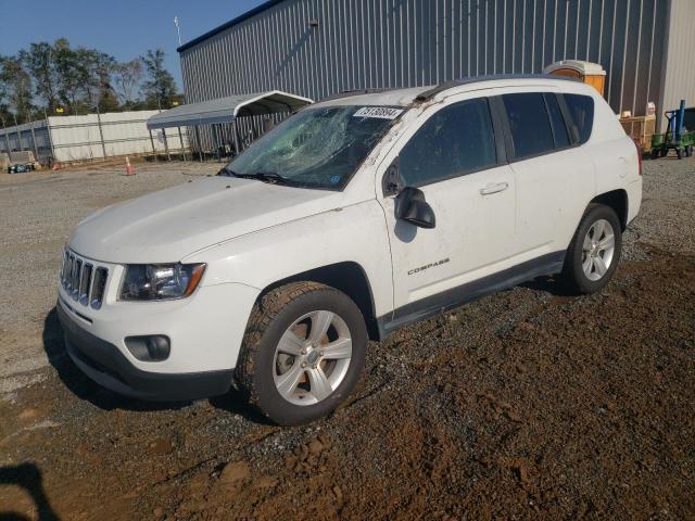  Salvage Jeep Compass