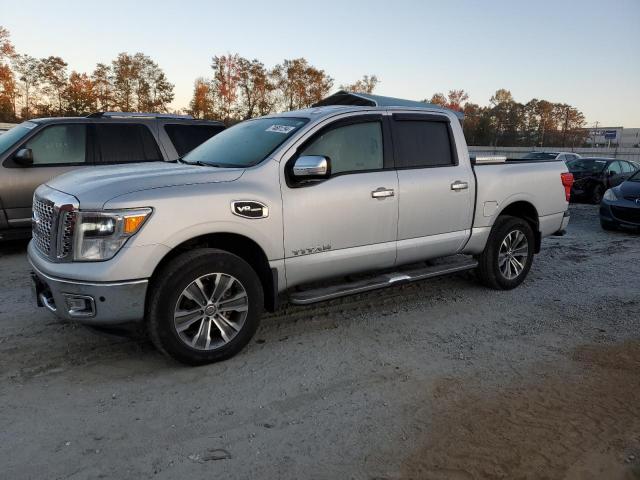  Salvage Nissan Titan