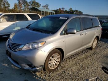  Salvage Toyota Sienna