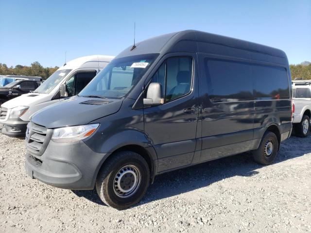  Salvage Mercedes-Benz Sprinter