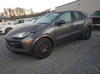  Salvage Porsche Cayenne