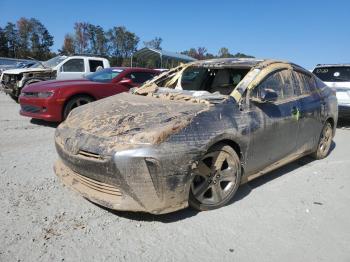  Salvage Toyota Prius