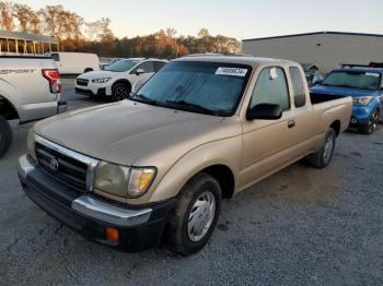  Salvage Toyota Tacoma