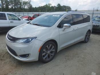  Salvage Chrysler Pacifica