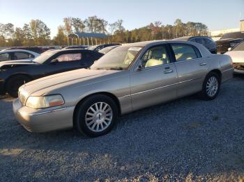  Salvage Lincoln Towncar