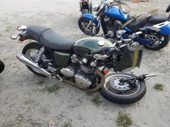  Salvage Triumph Motorcycle Thruxton