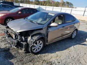  Salvage Hyundai ACCENT