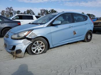  Salvage Hyundai ACCENT