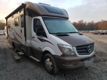  Salvage Mercedes-Benz Sprinter