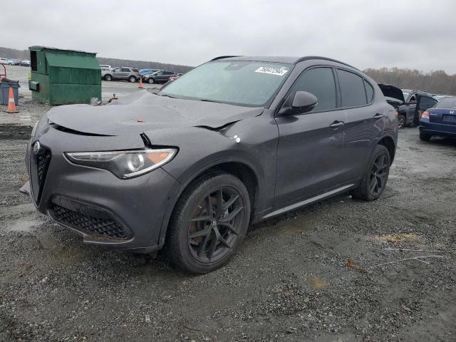  Salvage Alfa Romeo Stelvio