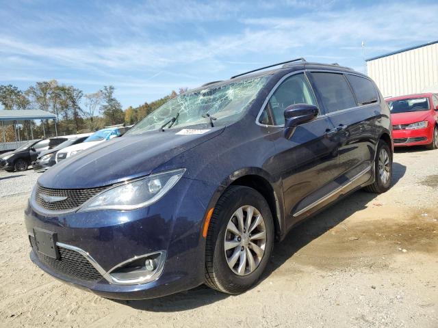  Salvage Chrysler Pacifica