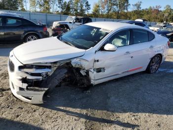  Salvage Kia Cadenza