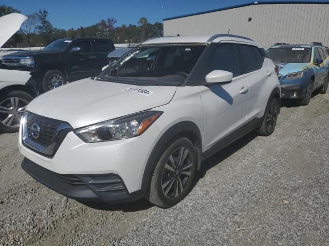  Salvage Nissan Kicks