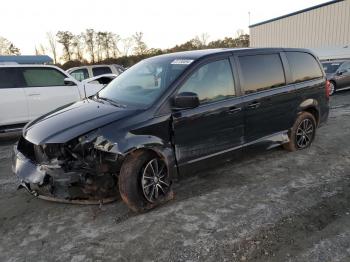  Salvage Dodge Caravan