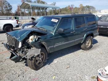  Salvage Jeep Grand Cherokee