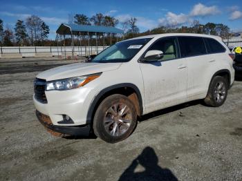  Salvage Toyota Highlander