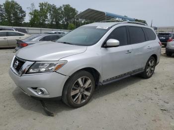  Salvage Nissan Pathfinder