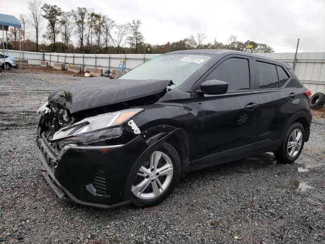  Salvage Nissan Kicks