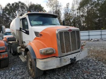  Salvage Peterbilt 567