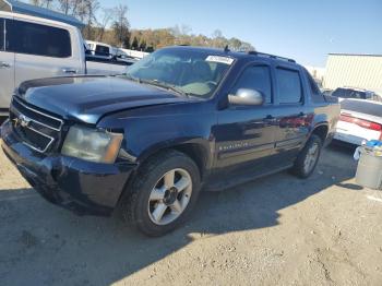  Salvage Chevrolet Avalanche