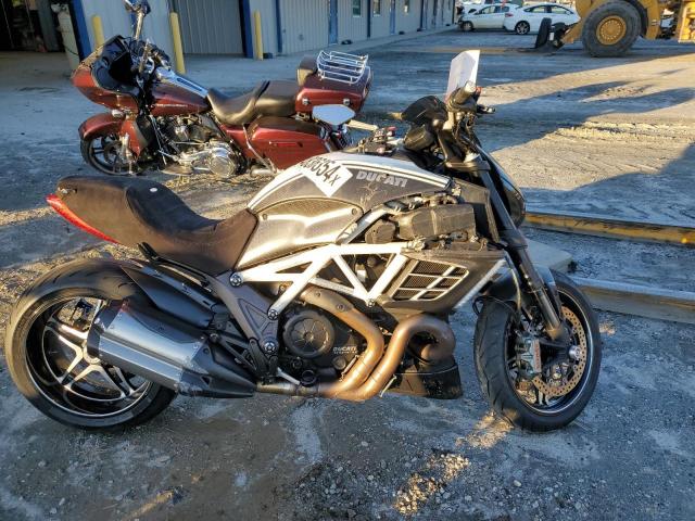  Salvage Ducati Diavel