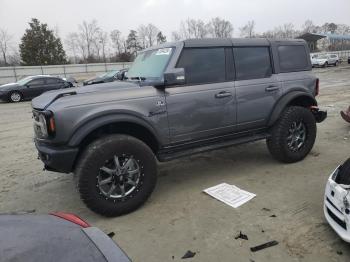  Salvage Ford Bronco