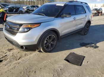  Salvage Ford Explorer