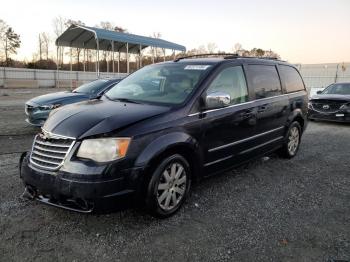  Salvage Chrysler Minivan