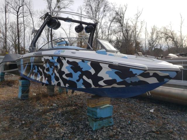  Salvage Tige Skiboat