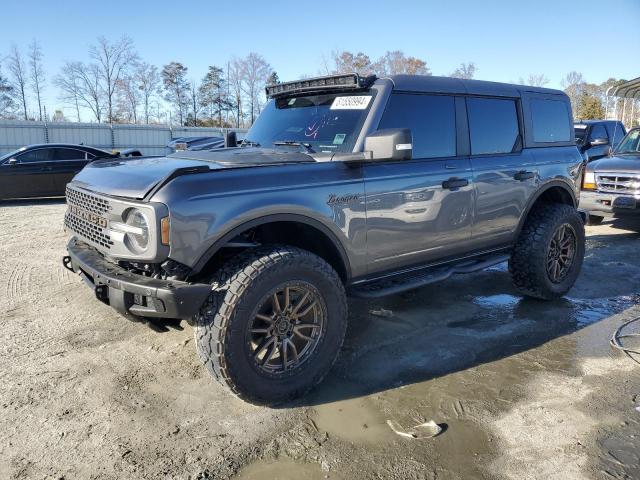  Salvage Ford Bronco