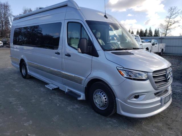  Salvage Mercedes-Benz Sprinter