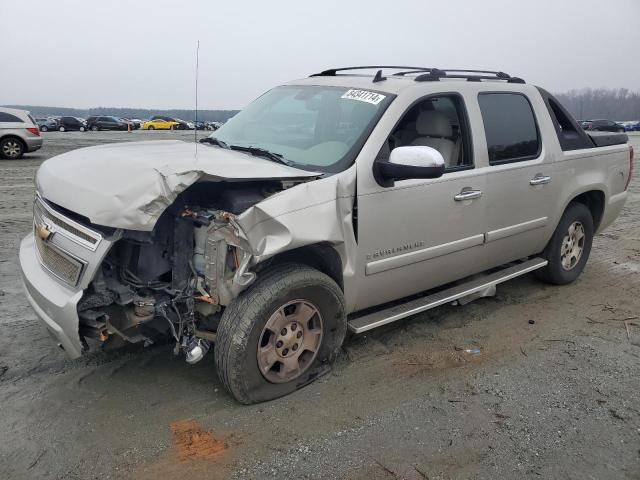  Salvage Chevrolet Avalanche