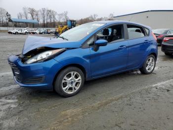  Salvage Ford Fiesta