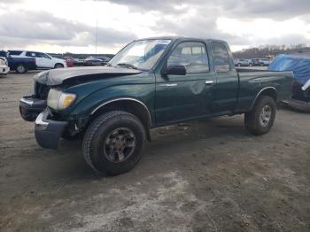  Salvage Toyota Tacoma