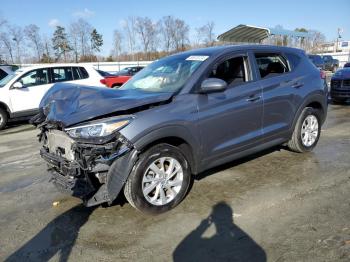  Salvage Hyundai TUCSON