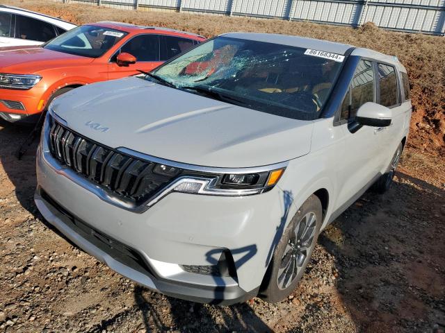  Salvage Kia Carnival