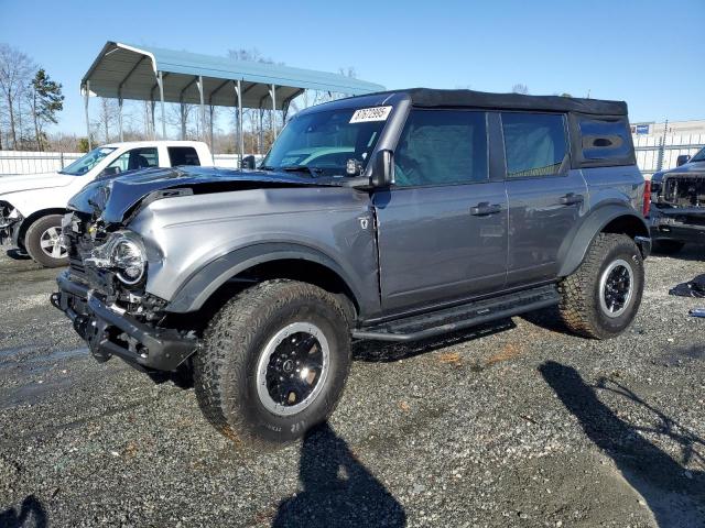  Salvage Ford Bronco