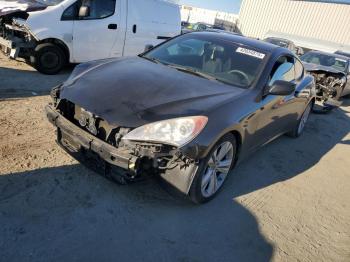  Salvage Hyundai Genesis