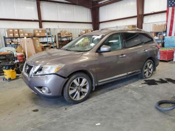  Salvage Nissan Pathfinder