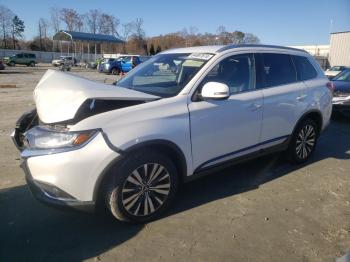  Salvage Mitsubishi Outlander